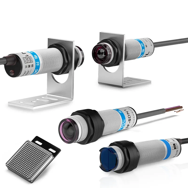 E3F Retroreflective Photoelectric SensorE3F-4